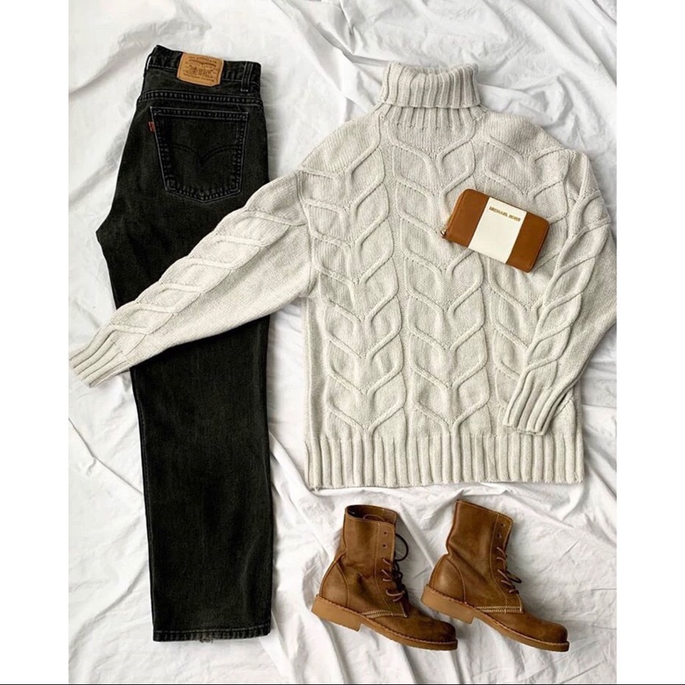 Aritzia: Wilfred Champeaux Sweater